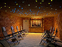 Yoga in der Salzgrotte mit Klangschalen